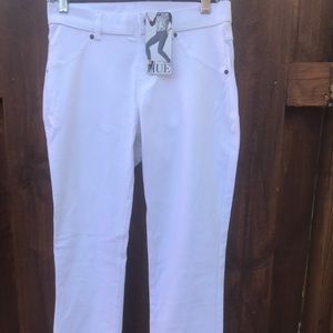 BRAND NEW WITH TAGS    JEANS